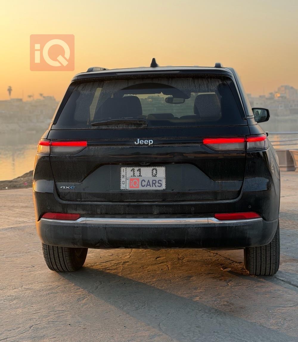 جيب جراند شيروكي